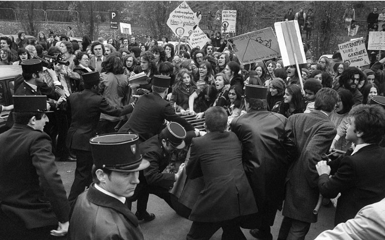 Reconstitution Le proces de Bobigny  © AFP