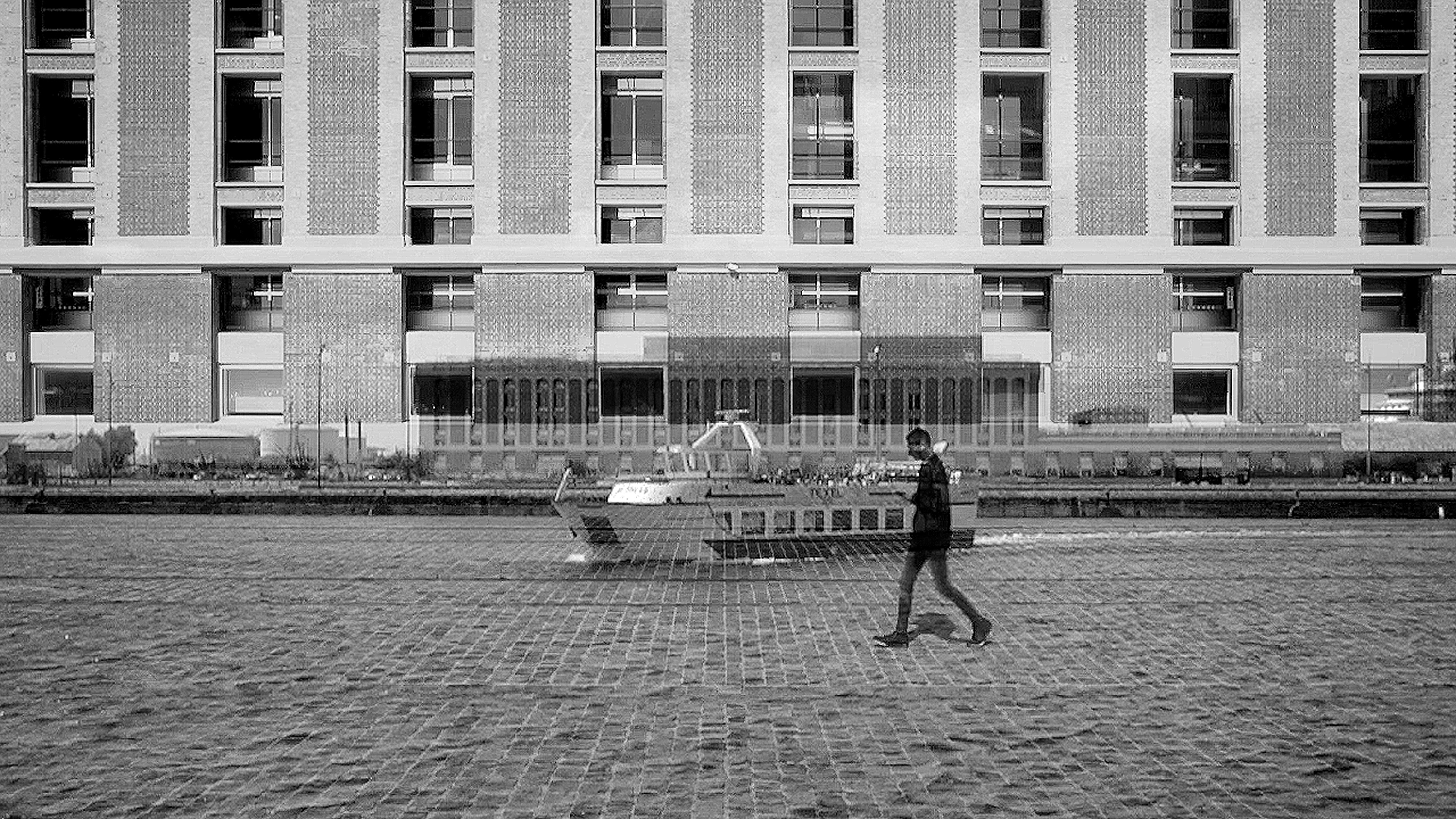 "Les rues n'appartiennent en prncipe à personne" de Lola Naymark © Jérémie Dru